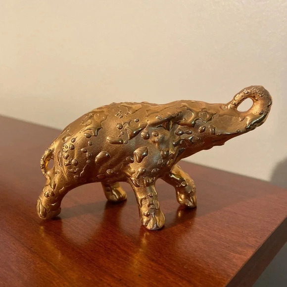 Vintage Mid Century Weeping Gold Ceramic Elephant Figurine 22K Gold - Picture 1 of 9